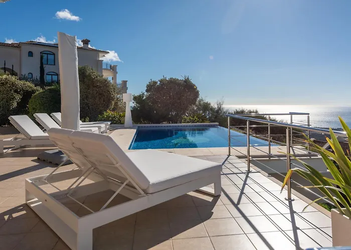 فيلة Lavanda Altos De