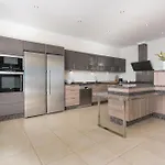 Villa Lavanda Altos De *