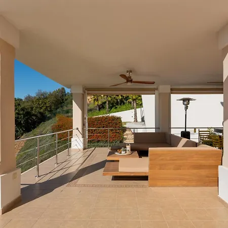 Villa Lavanda Altos De *