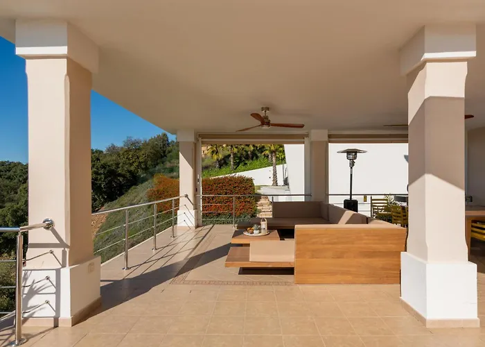 Villa Lavanda Altos De *