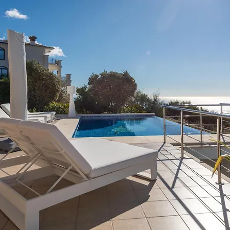 فيلة Lavanda Altos De